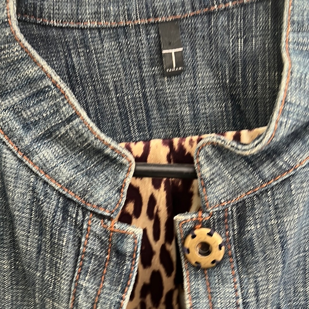 JUST REDUCED! Tahari cheetah lined jean jacket